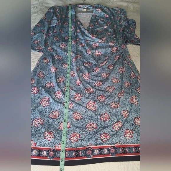 Max Studio Knee Length Wrap Blue Floral Dress Size XL - Picture 9 of 9